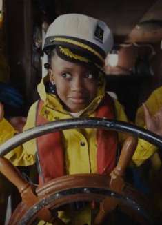 英国的连锁超市，沙拉都可以吃得很酷炫