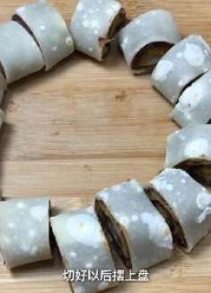 好看的红豆沙卷饼春饼,试试这样做,柔软好吃还不硬