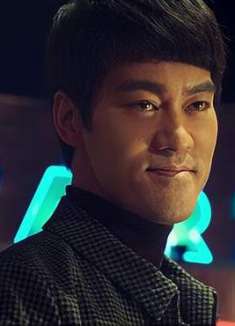 叶问：看不起李小龙，结果最后被李小龙打服了！