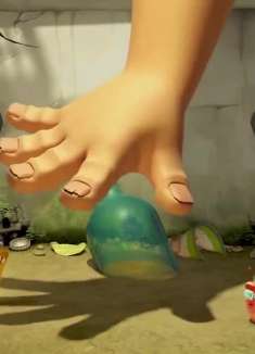 爆笑虫子虫子们大显身手成功制服人类的手，救下小粉虫