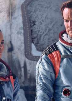 「月球陨落」：地球灭顶之灾降临