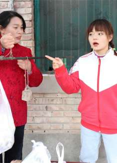 超市老板缺斤少两，不料欢欢将计就计，让老板赔了钱又得到了教训