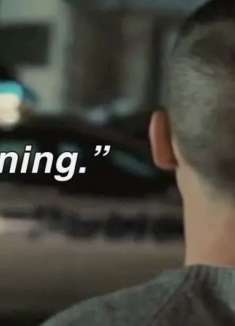 沉浸在悲伤里，我需要有人拉我一把