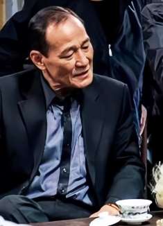 “刘德华”遭黑帮追杀，请来“陈惠敏”救场，吓得黑老大当场切腹