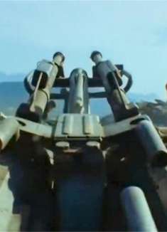 风暴：敌军趁乱偷袭，怎料大兵横扫防空机关炮，这下有好戏看了！