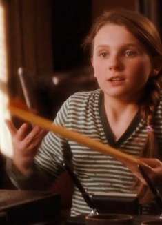 母亲逼11岁女儿给姐姐捐肾，女儿一气之下将母亲告上法庭！