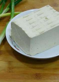 豆腐最好吃的做法,葱香浓郁,豆腐又香又入味