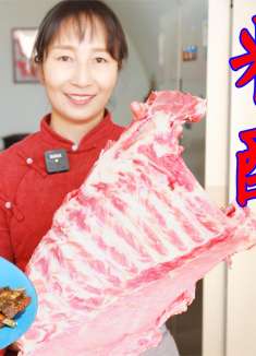 春姐教你做糖醋排骨，先煮后煎再收汁，软烂脱骨，一口一个吃过瘾