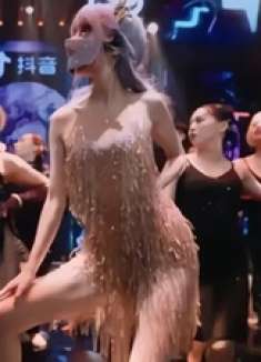 刘亦菲才是隐藏的舞神！一舞封神美到窒息，网友：不愧是神仙姐姐