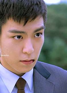 当顶级特工伪装成高中生，人狠话不多Top哥！