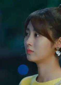 被邢菲的拖尾裙美到失语！这才是童话照进现实吧