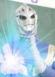 奥特曼真人版：砸盲盒比赛，奥特曼暗中施法作弊，谁会获胜呢？