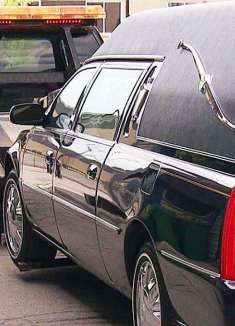 掉落灵车，我会笑着自己跑完人生最后的一程