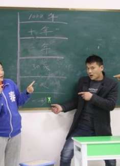 粘粘蜘蛛侠投假期，没想西西直接投中1秒钟，这运气也是没谁了