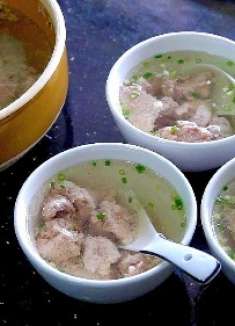 传统客家猪肉汤做法：教你在家做，3个细节，出锅汤清味鲜超好喝