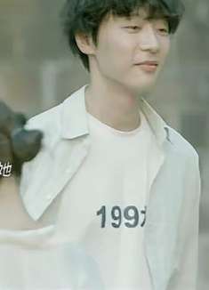 相爱的人错过五年，以为他早交了新的女友，却没想到他……