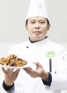 费师傅教你做一道“宫保豆腐”，做法简单又好吃！