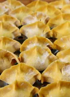 豆角馅饺子好吃有窍门，教您调馅技巧，鲜嫩多汁，吃一口就上瘾