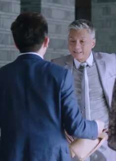 最佳嫌疑人：丽宏老板情急之下拿梅川顶罪，李富华当场验货