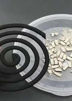 蚊香烧完，蚊香灰千万别倒掉了，它的这几个作用，家家都需要