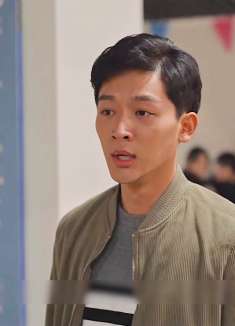 年轻小伙与他大十几岁的单亲妈妈修成正果