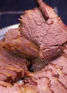 天上龙肉，地下驴肉，好吃的酱焖驴肉，值得试一试哦！