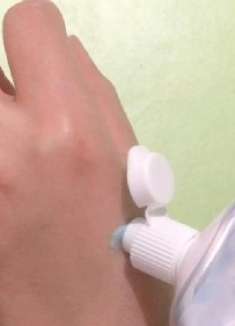 最熟悉的牙膏，涂抹在手上还有这效果，我也才知道