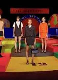 色彩变革:迪奥 2022 春夏系列秀场