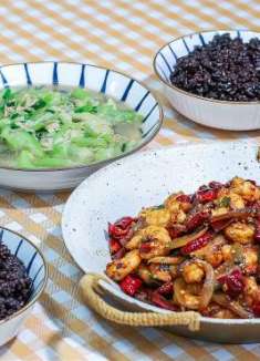 味道绝了，巨好吃的香辣虾，一盘都不够吃