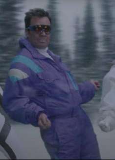 肥伦与 A 妹魔性新歌 MV「口罩圣诞节」