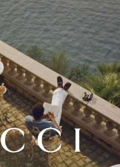 一跃入「夏」，Gucci 定格海滨记忆