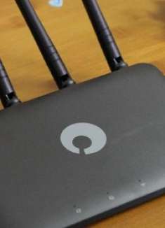 路由器上贴张纸，太厉害了，网速立马增加500兆，网盘下载都不卡