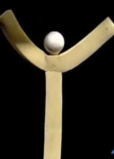 21 世纪最伟大的表演，抽象海绵木偶