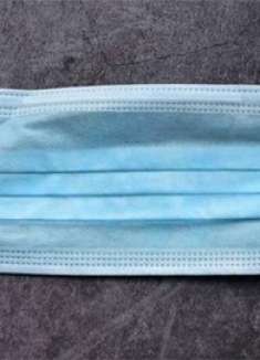 口罩戴一次就扔太浪费，简单改造帮大忙，好多人想不到，家家实用