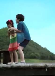 鲨鱼传授小男孩功夫，只为打败一只土狗！