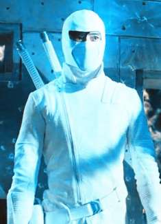 恐怖组织在北极建基地，制造冷血战士，比特种部队还强悍，科幻片