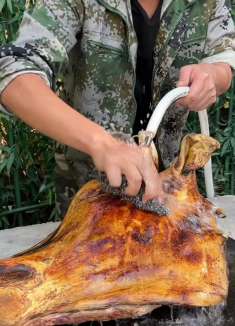 天冷了，来个牛头暖暖身子，大口吃肉，大口喝酒，过瘾