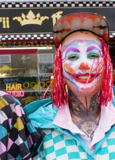 六个人,在伦敦重新定义七彩时尚