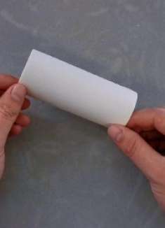 卫生纸筒别扔掉！将它压扁，解决家里清理的大难题，实用又环保