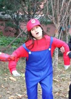 马里奥：马丽奥中毒发不出音量，钢铁侠蝙蝠侠来解救，真逗