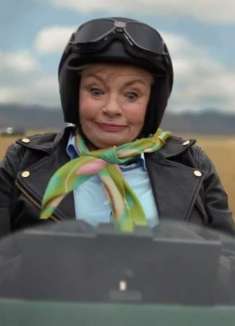 假装鸡血十足，你的梦想「无处不在」