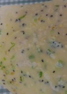 早餐鸡蛋饼家常简单做法，又快又好吃，10分钟就能搞定早餐