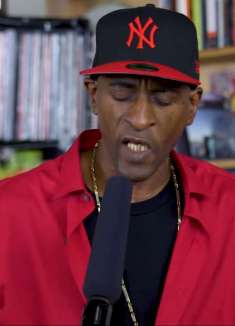 小桌子音乐会：说唱歌词教父 Rakim  