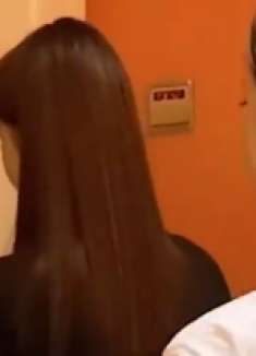 三个人开一个房间，说好的一起睡！最后竟然这么对我，我太难了！