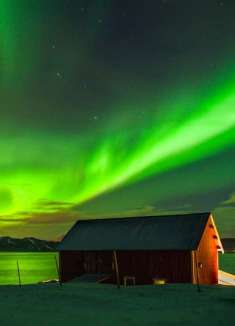 罗弗敦：今夜，整个宇宙将为你闪烁