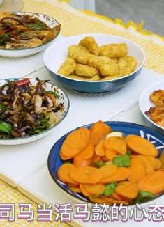 家里有了这个折叠暖菜板 ， 天冷了 吃饭也一直是热乎的了