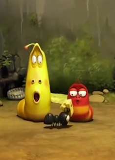 爆笑虫子：小红偷吃蚂蚁的东西，还打蚂蚁，蚂蚁生气了