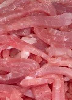 不管炒什么肉，切记别直接下锅，教你正确方法，肉嫩不柴也不腥