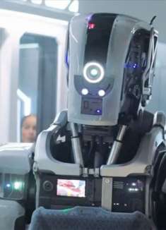 当人类灭绝后，机械生命将重新培育人类！