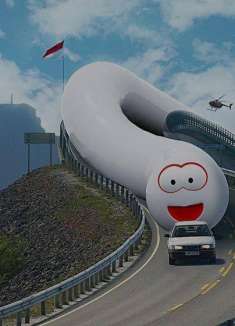 油管 1.6 亿脑洞短片，贪吃蛇环游世界